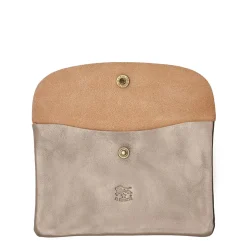 Case in metallic leather color metallic bronze