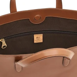 Consuelo Women's shoulder bag in leather color chocolate