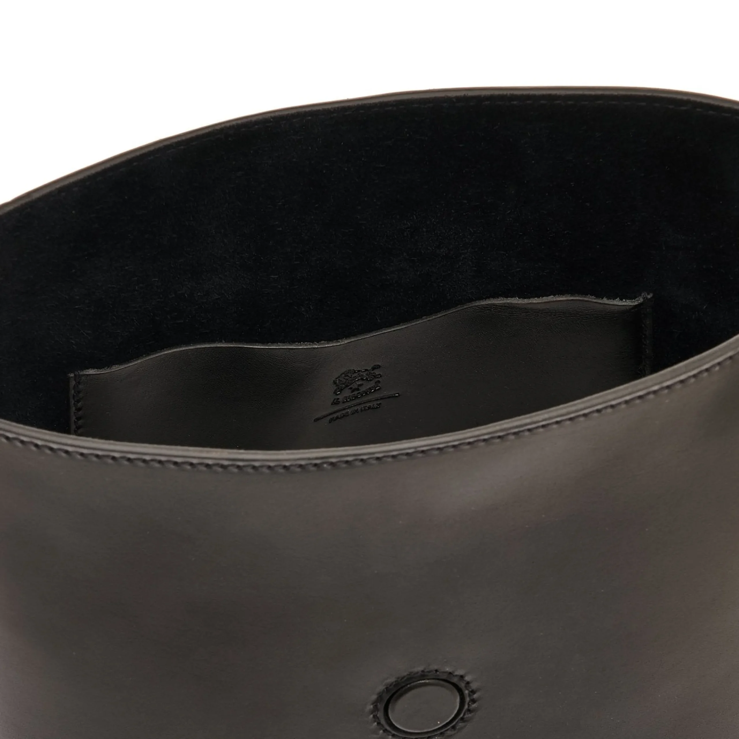 Consuelo Women's bucket bag in leather color black