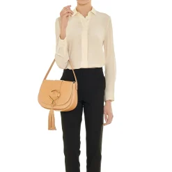 Consuelo Women's crossbody bag in leather color natural