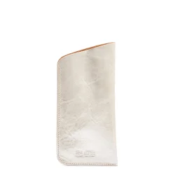 Glasses case in metallic leather color metallic silver