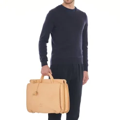 Men's briefcase in leather color natural