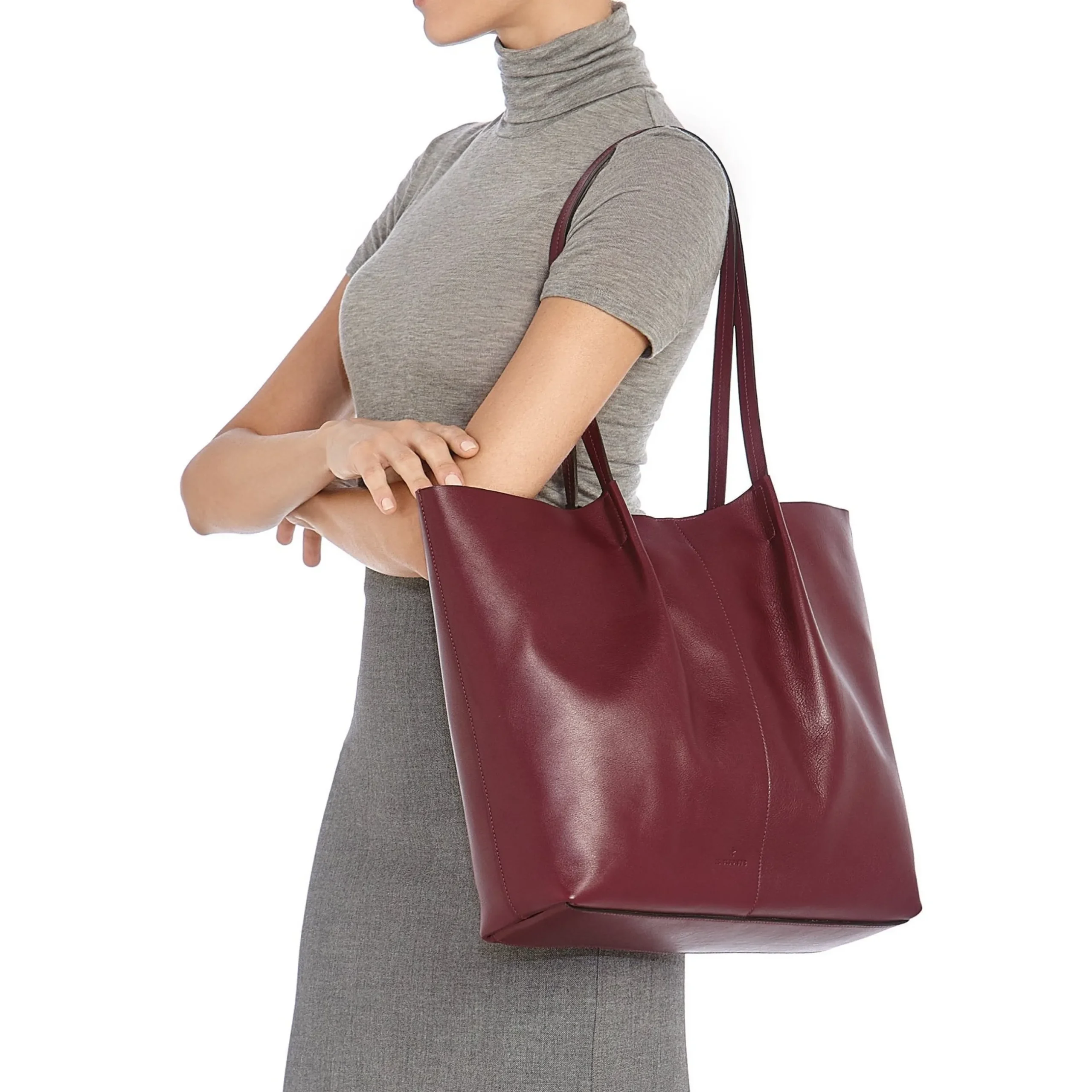 Nina Women's tote bag in leather color black cherry