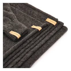 Opera Women's scarf, hat and gloves in wool color grey