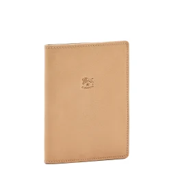 Passport holder in leather color natural
