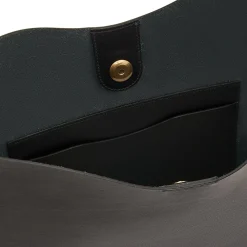 Roseto Women's hobo in leather color black