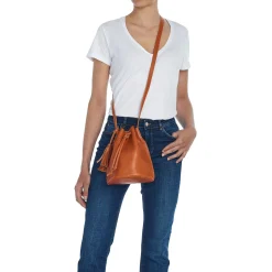 Silvia Women's bucket bag in leather color caramel
