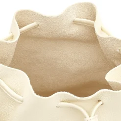 Silvia Women's bucket bag in leather color milk