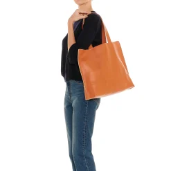Talamone Women's tote bag in leather color caramel