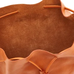 Tessa Women's bucket bag in leather color caramel